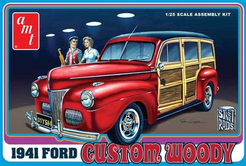 AMT Model Cars 1/25 1941 Ford Custom Woody Car Kit