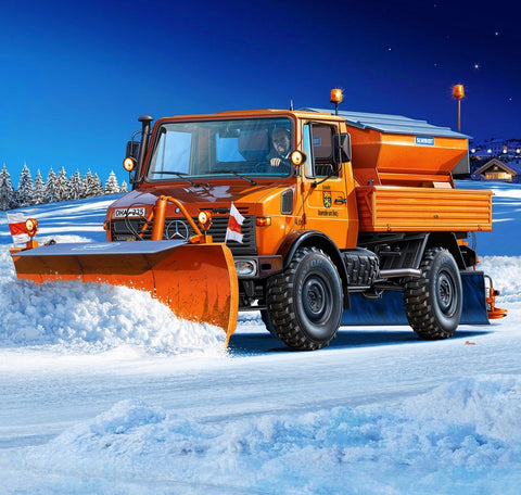 Revell Germany Cars 1/24 Unimog U1300L Winter Service Truck w/Snowplow Kit