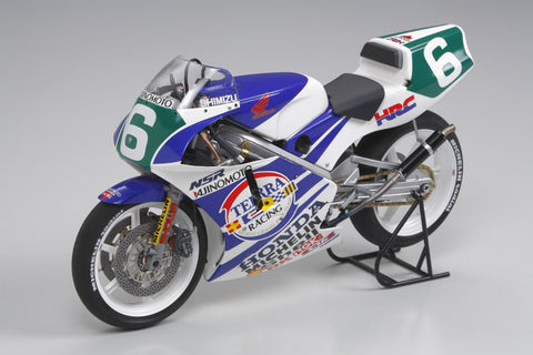 Tamiya Model Cars 	1/12 1990 Ajinomoto Honda NSR250 GP Racing Motorcycle Kit