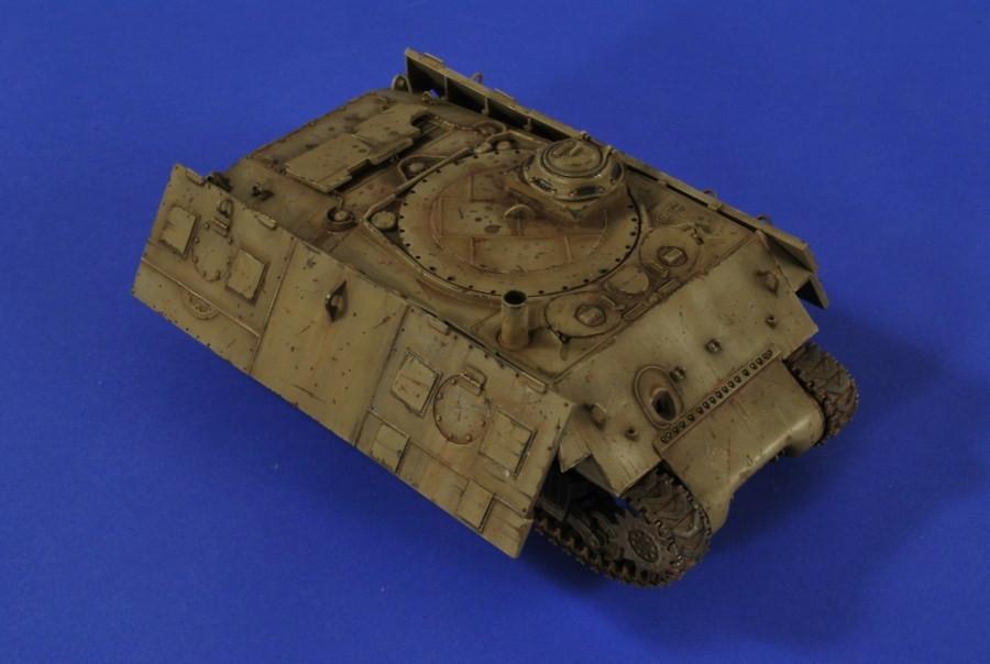 Verlinden Productions 1/35 Israeli Sherman Moving Practice Target Tank Kit