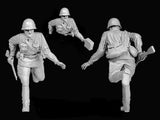 Corsar Rex 1/35 WWII Soviet Soldier Red Army Running w/Rifle Resin Kit