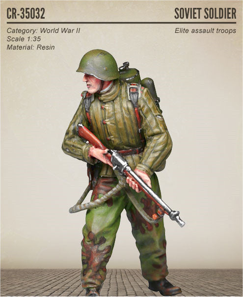 Corsar Rex 1/35 WWII Soviet Soldier Elite Assault Troops Standing Holding Flame Thrower Resin Kit