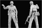 Corsar Rex 1/35 WWII German Soldier Wehrmacht Standing Pointing Finger & Holding Gun Resin Kit