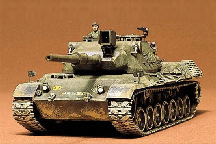 Tamiya Military 1/35 W. German Leopard Tank Kit