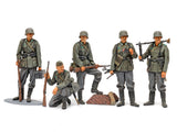 Tamiya Military 1/35 German Mid-WWII Infantry Set (5 Figures) Kit