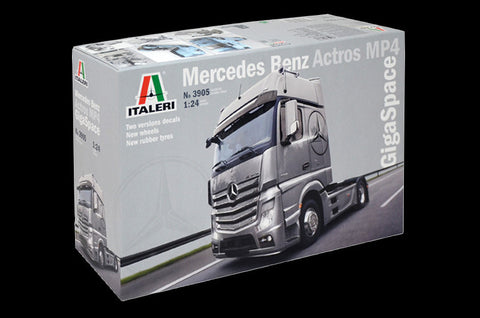 Italeri Model Cars 1/24 Mercedes Benz Actros MP4 GigaSpace Kit