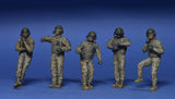 MiniArt Miniatures 1/35 Modern US Tank Crew (5) (New Tool) Kit