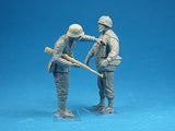 MiniArt Military Models 1/35 Market Garden Netherlands 1944 (3 British Paratroopers surrendering to 2 German Soldiers) Kit