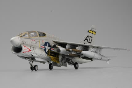 Hobby Boss Aircraft 1/72 TA-7C Corsair II Kit