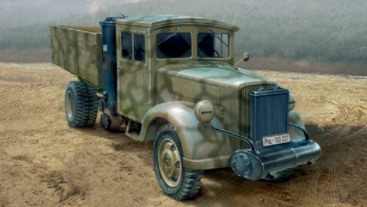Italeri Military 1/35 Medium 3-Ton Coal Engine Truck Kit