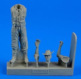 Aerobonus Details 1/32 WWII Royal Australian Air Force Fighter Pilot (Standing, Long Pants) Kit