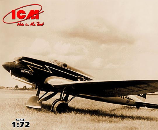 ICM Aircraft 1/72 German He70G1 Passenger Aircraft Kit