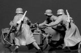 Master Box Ltd 1/35 German Motorcyclists WWII Era (4) Kit