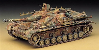 Academy Military 1/35 Sturmgeschultz IV Tank Kit