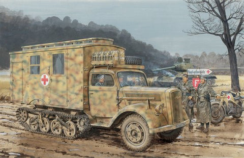 Dragon Military 1/35 SdKfz 3 Maultier Ambulance Kit