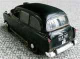 Aoshima Car Models 1/24 London Black Cab Taxi Kit