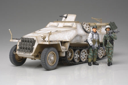 Tamiya Military 1/48 Mtl. SPW SdKfz 251/1 Ausf D Halftrack Kit