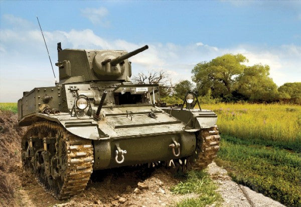 Zvezda Military 1/100 US MA1 Stuart Tank Snap Kit