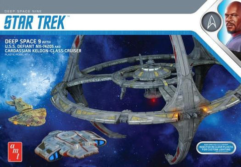 AMT Sci-Fi  1/3300 Star Trek Deep Space Nine Space Station w/USS Defiant NX74205 & Cardassian Keldon Class Cruiser Kit