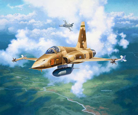 Revell Germany Aircraft 1/144 F5E Tiger Fighter Kit