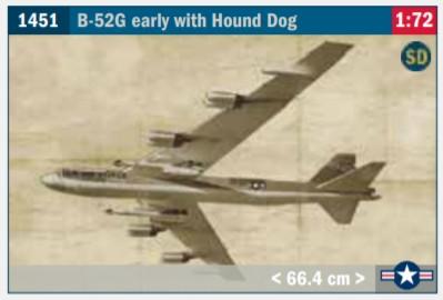 Italeri Aircraft 1/72 B52G Stratofortress Early Bomber w/Hound Dog Missiles Kit