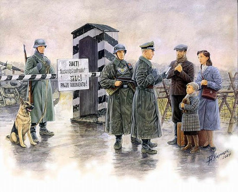 Master Box Ltd 1/35 Checkpoint German Soldiers & Civilians w/Sentry Box (6) Kit