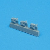 Quickboost Details 1/32 Revi 16B Gunsights (3)