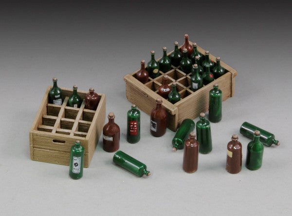 Royal Model 1/35 Wine Bottles & Crates Resin Kit