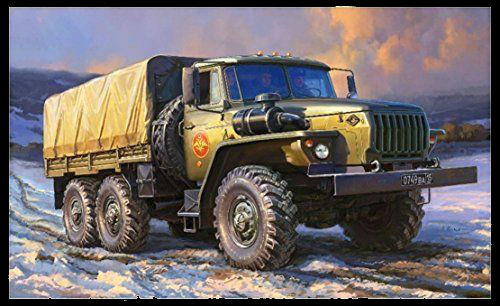 Zvezda Military 1/35 Russian Ural 4320 Army Truck Kit