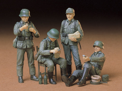 Tamiya Military 1/35 German Soldiers at Rest (4) Kit