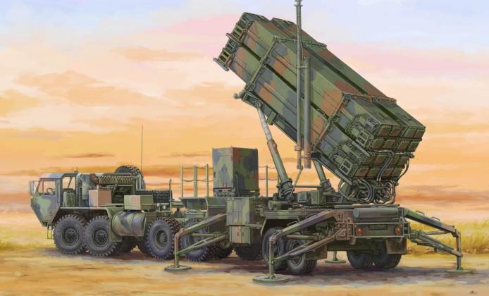 Trumpeter Military 1/72 M983 HEMTT Tractor & M901 Launching Station w/MIM104F patriot SAM System (PAC3) (New Tool) Kit